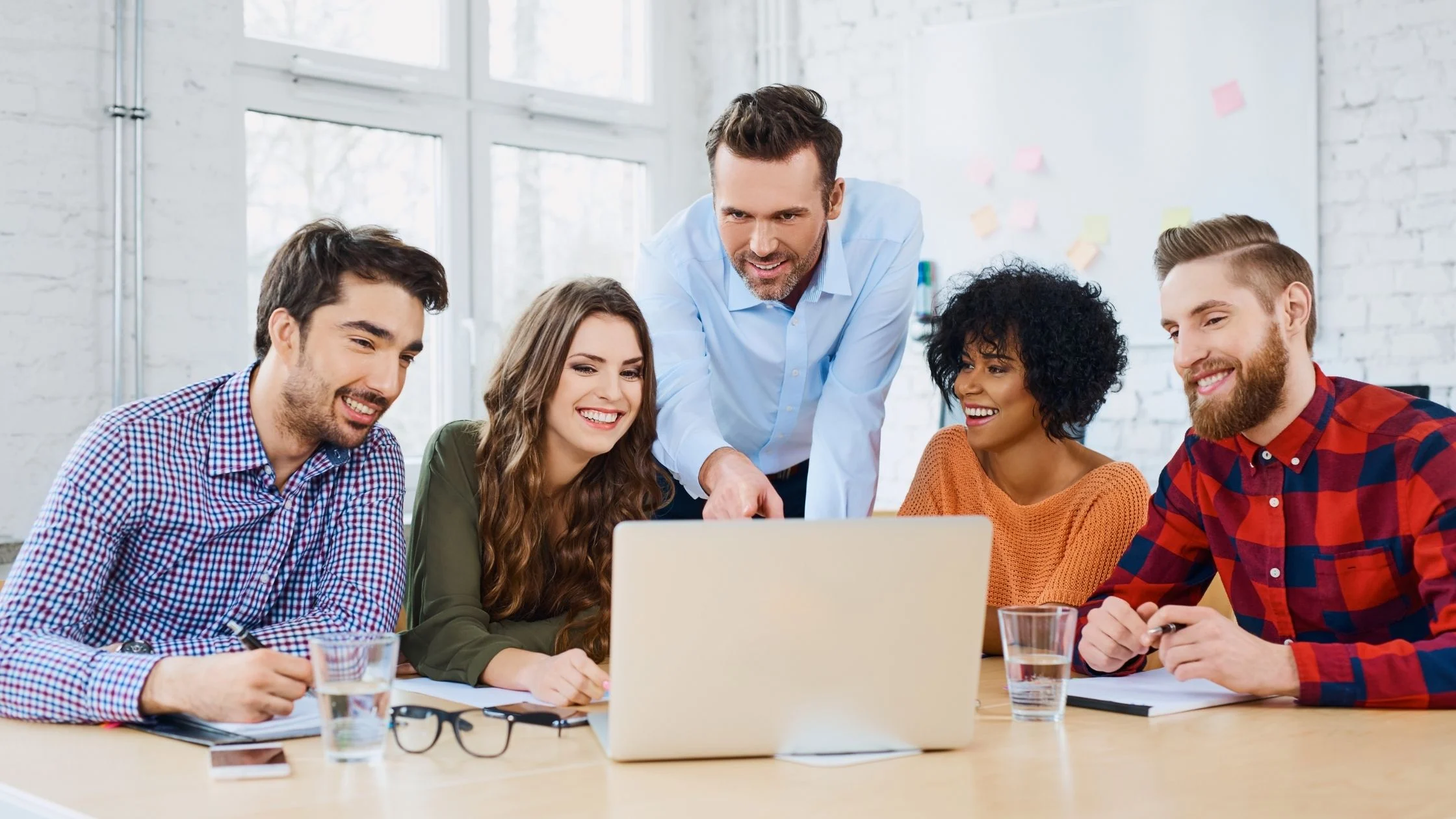 Sales Enablement Strategy That Improves Win Rates and Strengthens Buyer Confidence