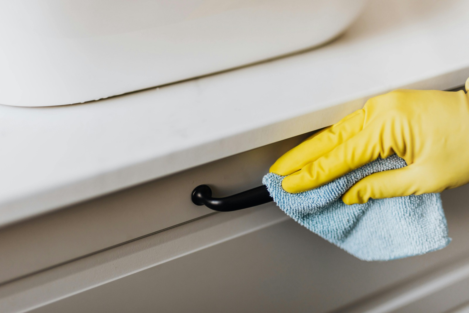 Kitchen Deep Cleaning Dubai with Attention to Every Detail
