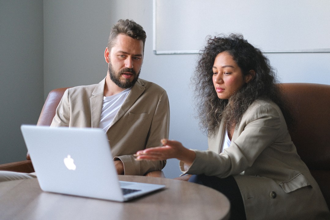 Rent LinkedIn Account Today with Akountify for Efficient Outreach