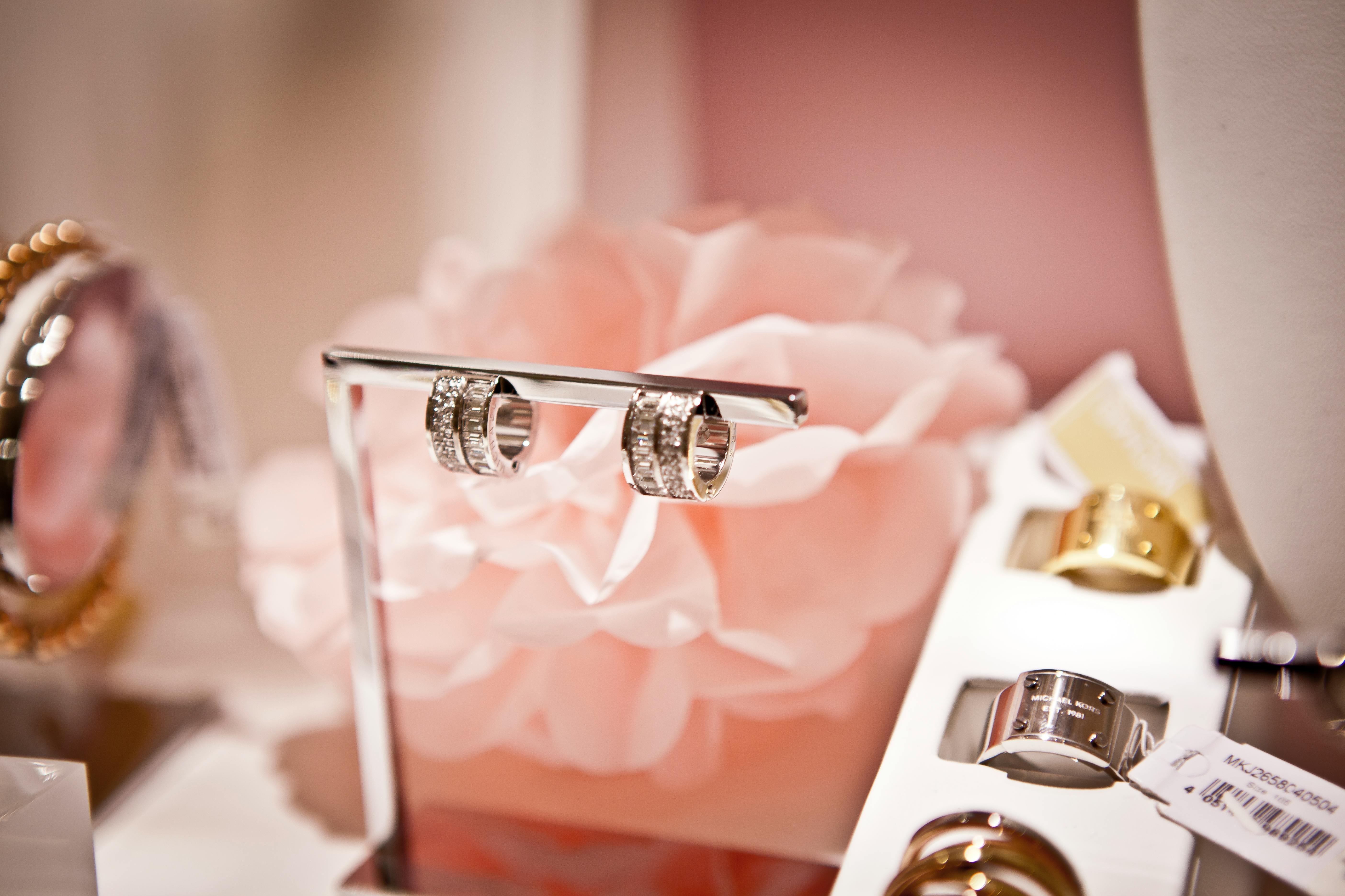 Second Hand Diamond Jewellery UK – Authentic Pre-Owned Pieces You’ll Love