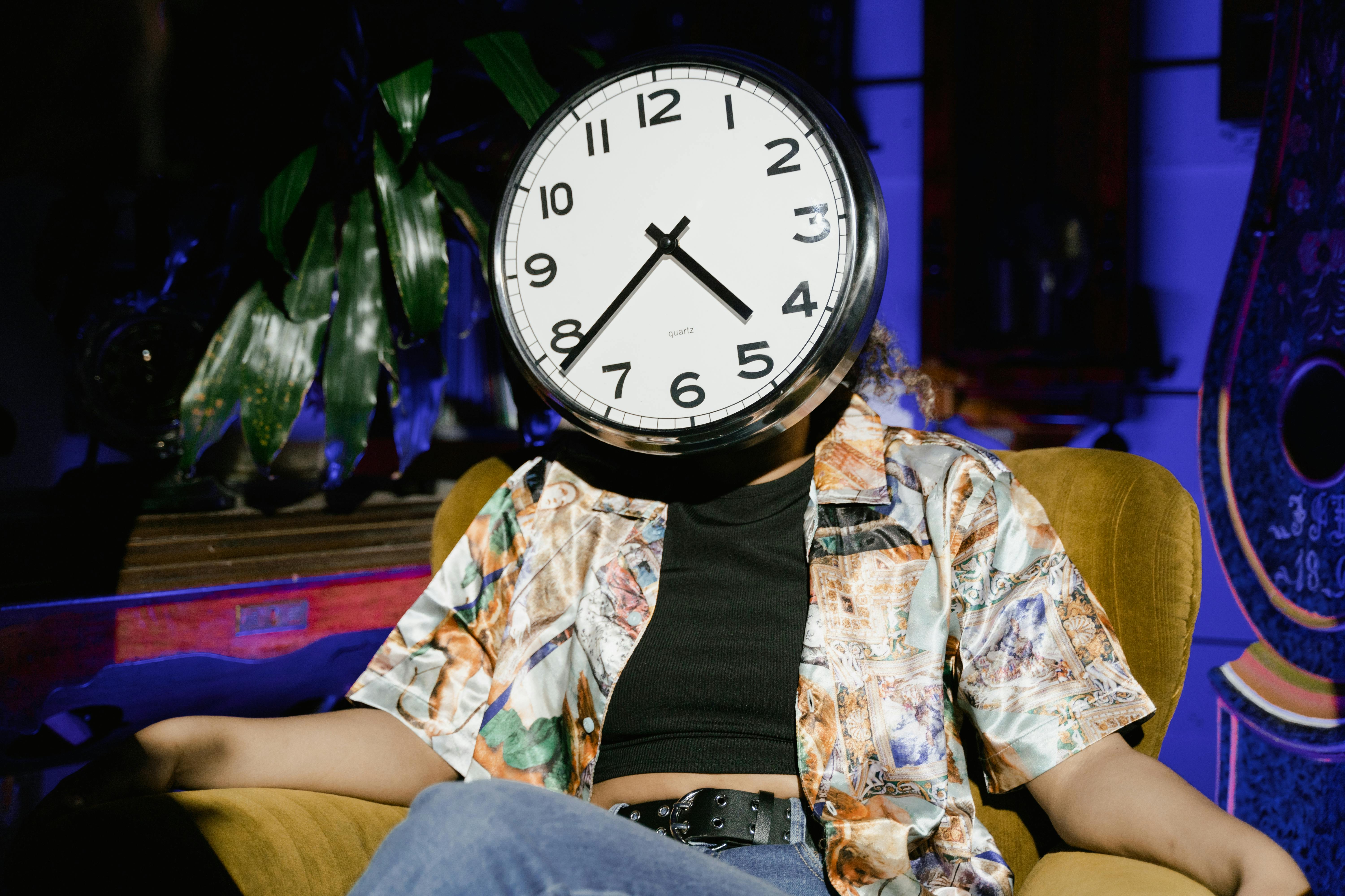 Why the Rolex Daytona Wall Clock is a Must-Have for Every Watch Lover